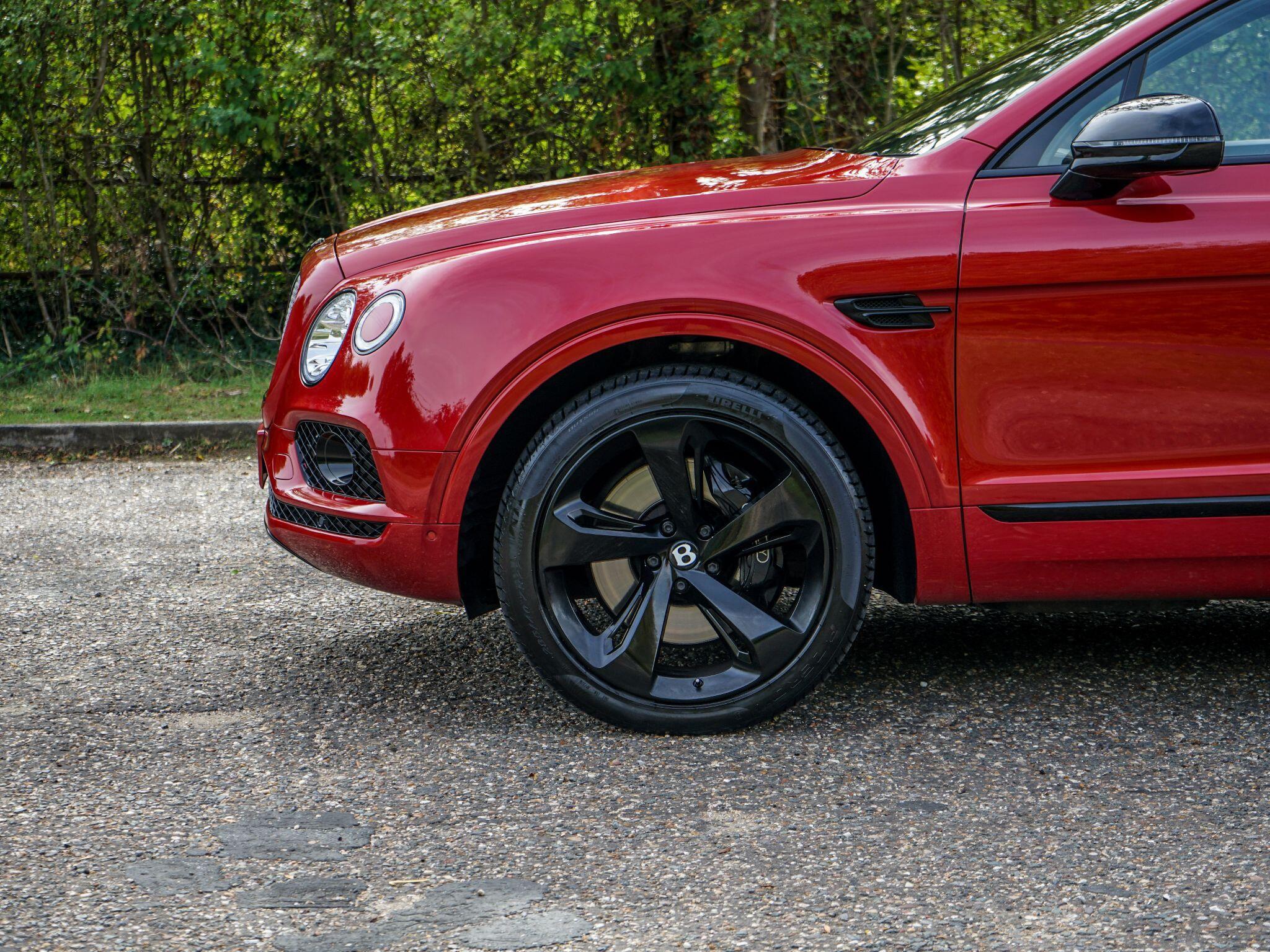 Bentley Bentayga 4.0 V8 Auto 4WD Euro 6 (s/s) 5dr — photo 5