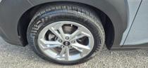 Hyundai KONA Photo 28