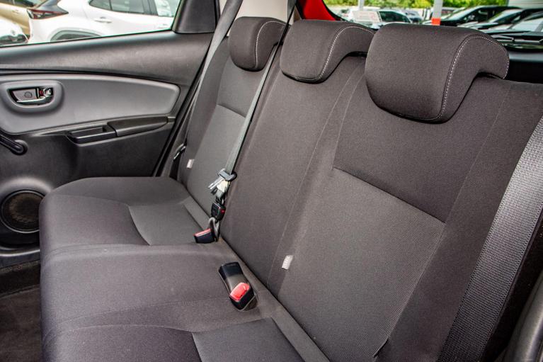 Used Toyota Yaris WO65EGE 15