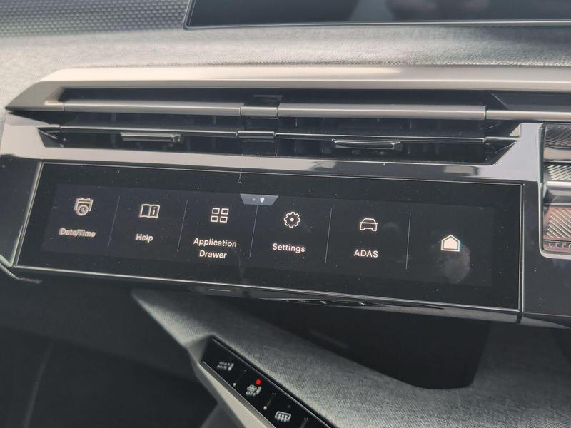 Used Peugeot E-3008 202509256632675 35