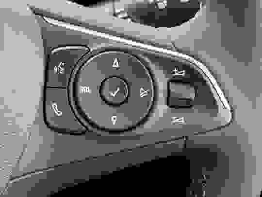 Vauxhall Mokka-e Photo at-5e9cb4df681f4a11ba674fc3e95e104a.jpg