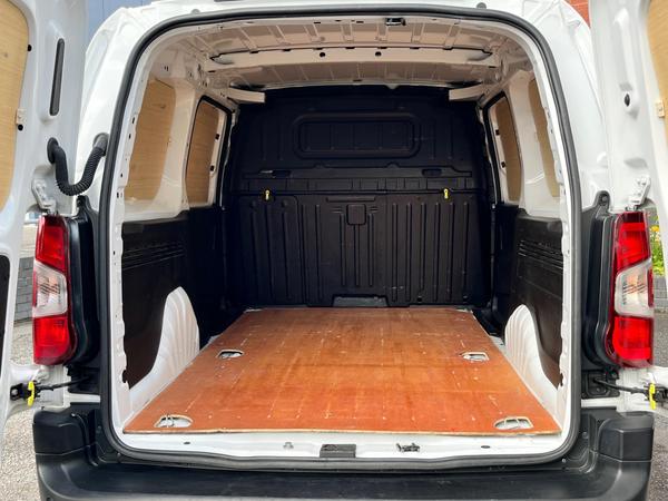 Used Peugeot Partner LP71CWV 9