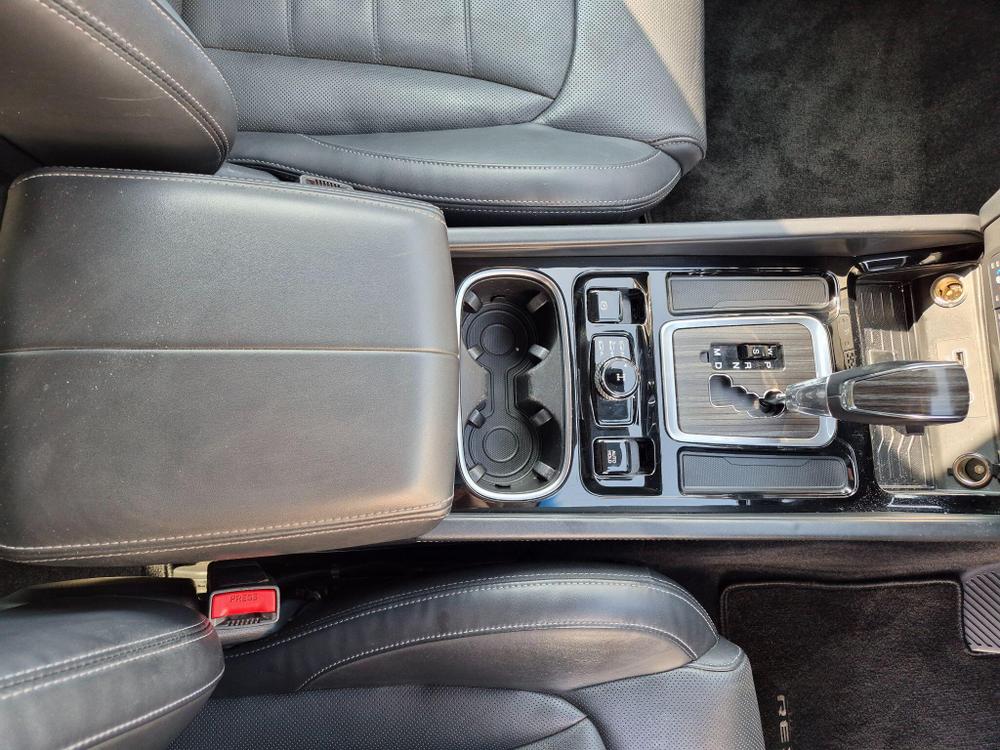 SsangYong Rexton Photo at-5eca702bfdf74acbbc16584d9258ee68.jpg