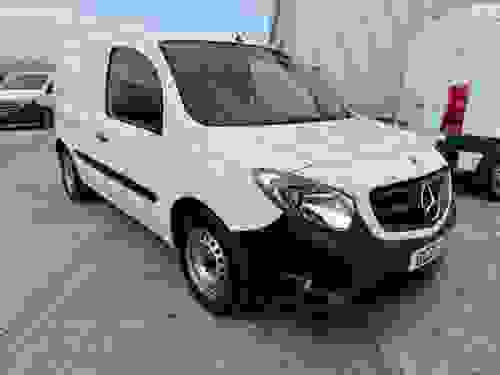 Mercedes-Benz Citan Photo at-5ed34f549e184ee7b81074c61da182a8.jpg