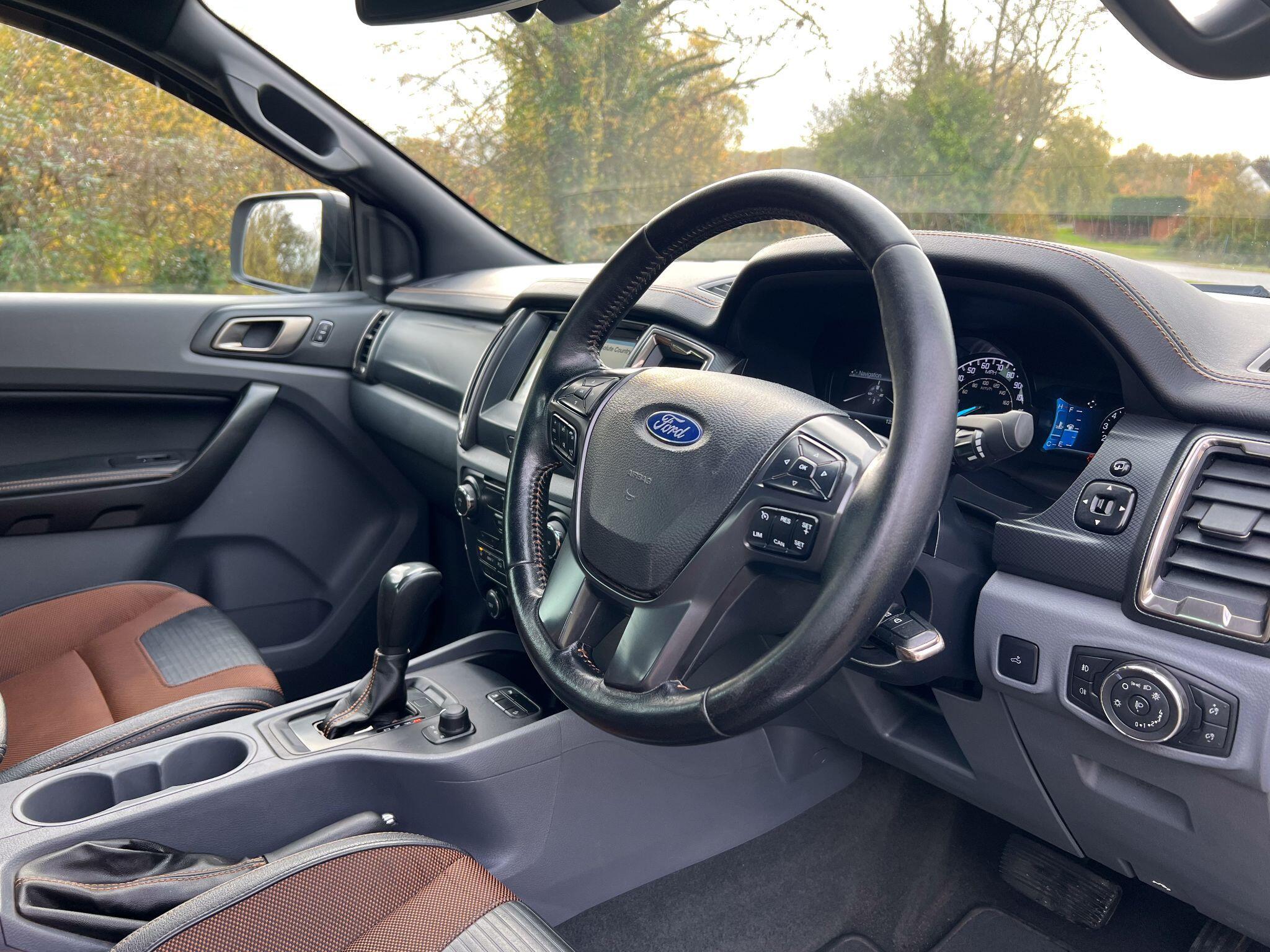 Ford Ranger 3.2 TDCi Wildtrak Auto 4WD Euro 5 4dr — photo 21