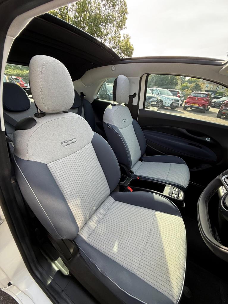 Used Fiat 500e C VX22LHV 10