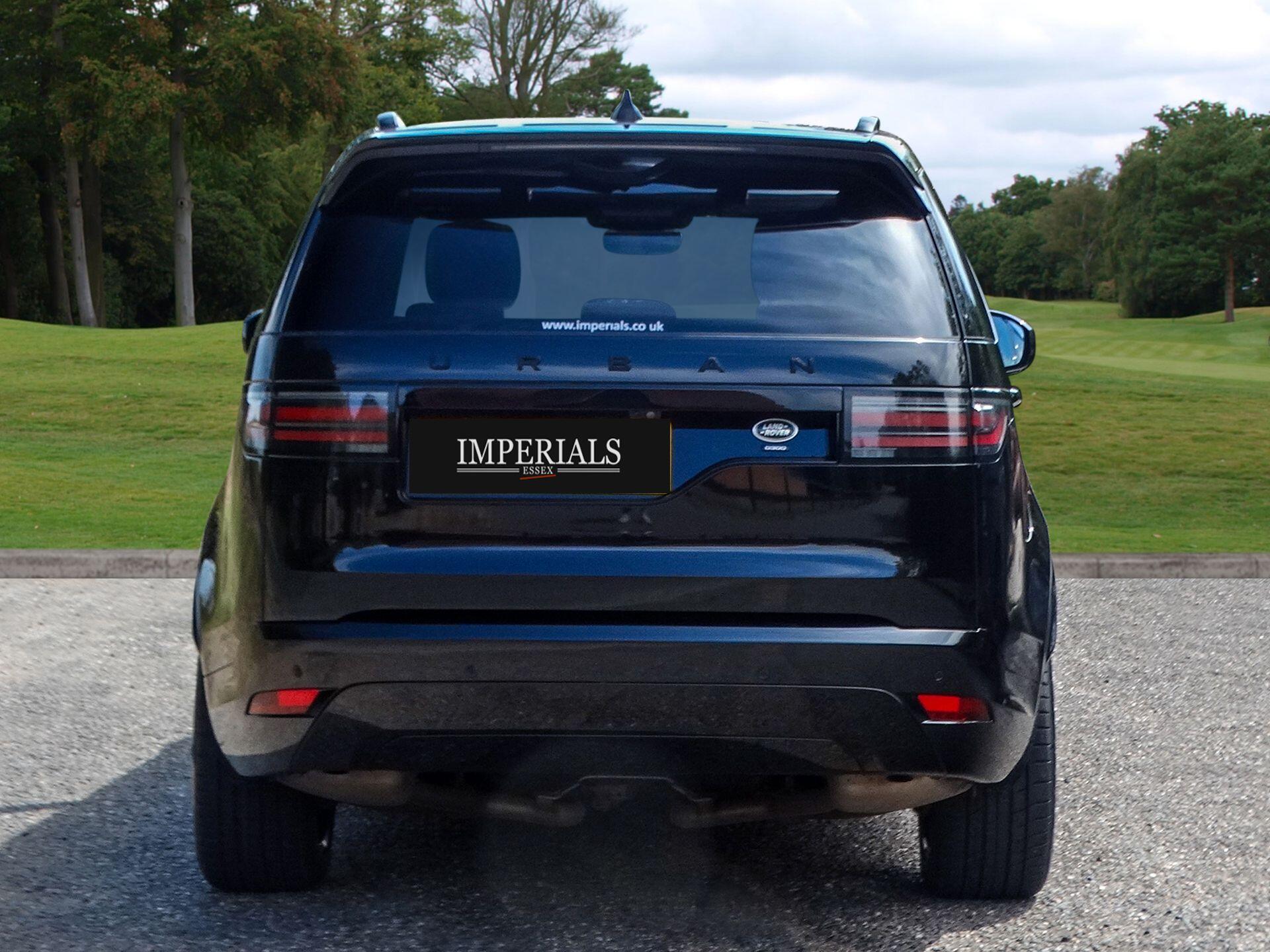Land Rover Discovery 3.0 D300 MHEV R-Dynamic SE Auto 4WD Euro 6 (s/s) 5dr — photo 12