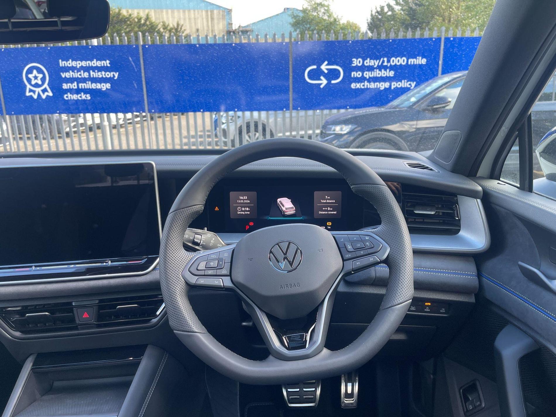 Volkswagen Tayron Photo at-5f869b2a0ba04973b17fdacceeeaef22.jpg
