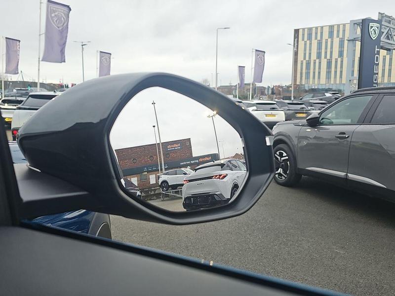 Used Peugeot 5008 202602109822220 26