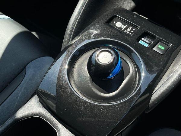 Nissan Leaf Photo at-5fb03bec383b4b99903820a832fc0c49.jpg