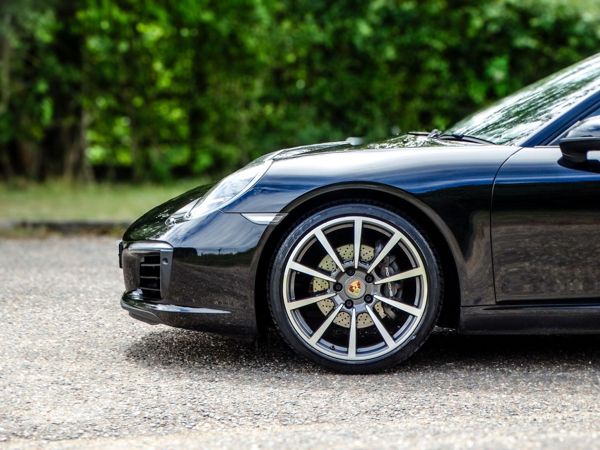 Porsche 911 — photo 5