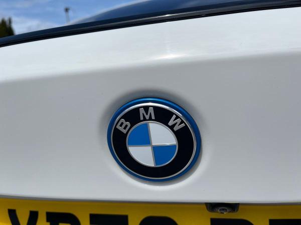 BMW 3 Series Photo at-5fec56447d8242498b6109ff7d1d3555.jpg