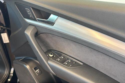 Audi Q5 Photo at-5fed845287734bb192f3a63ca29f2ce6.jpg