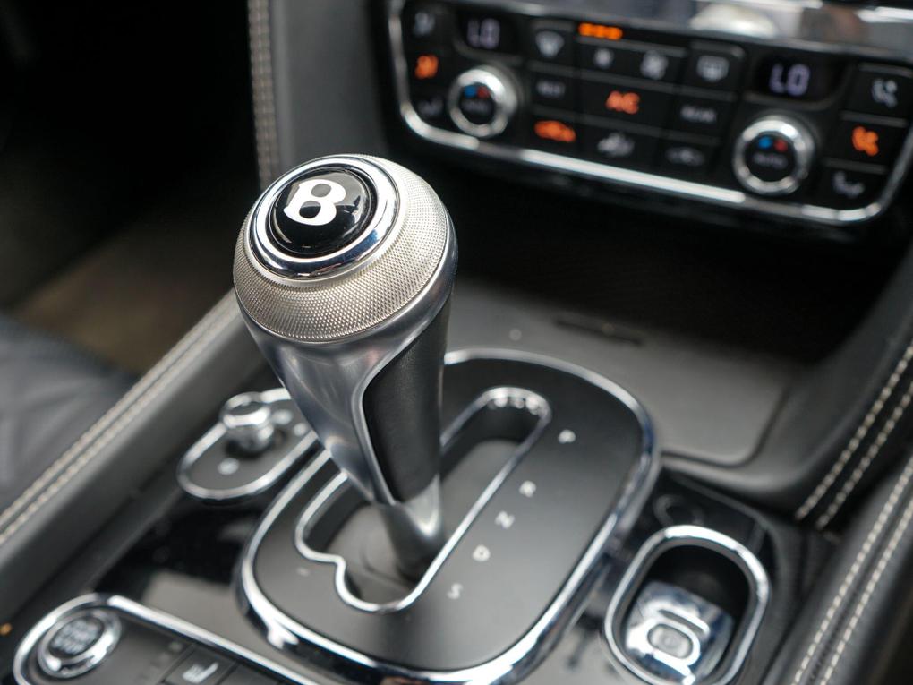 Used Bentley Continental LJ16XAW 30