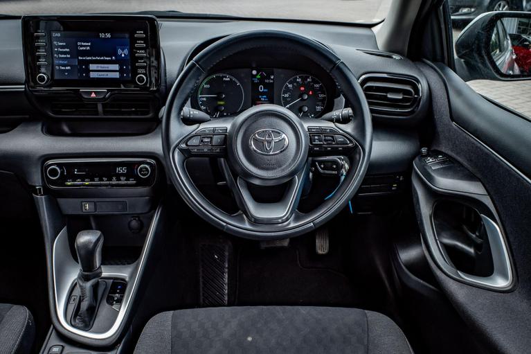 Used Toyota Yaris MD23EZK 9