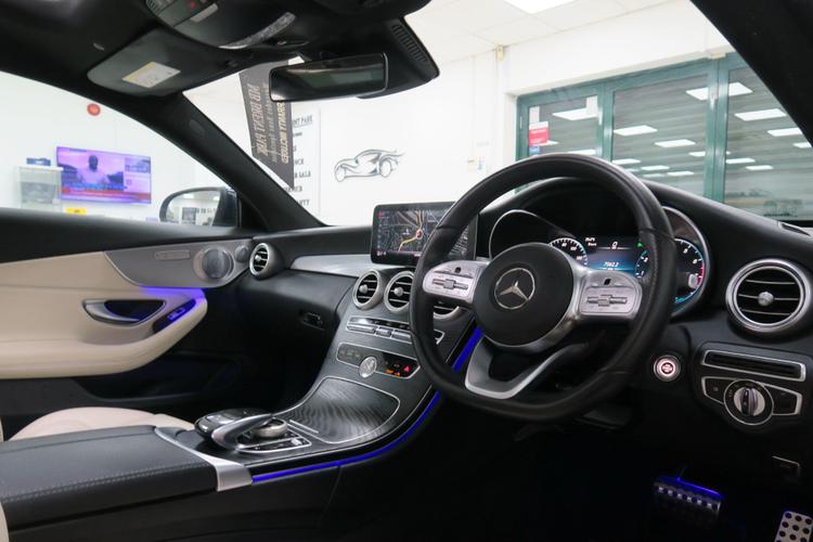 Used Mercedes-Benz C Class OY70ORT 13