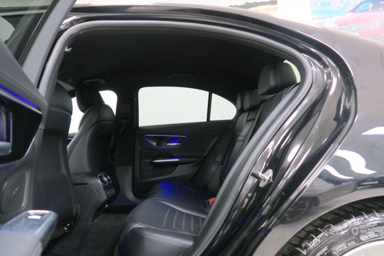 Used Mercedes-Benz C Class KJ23HUZ 11