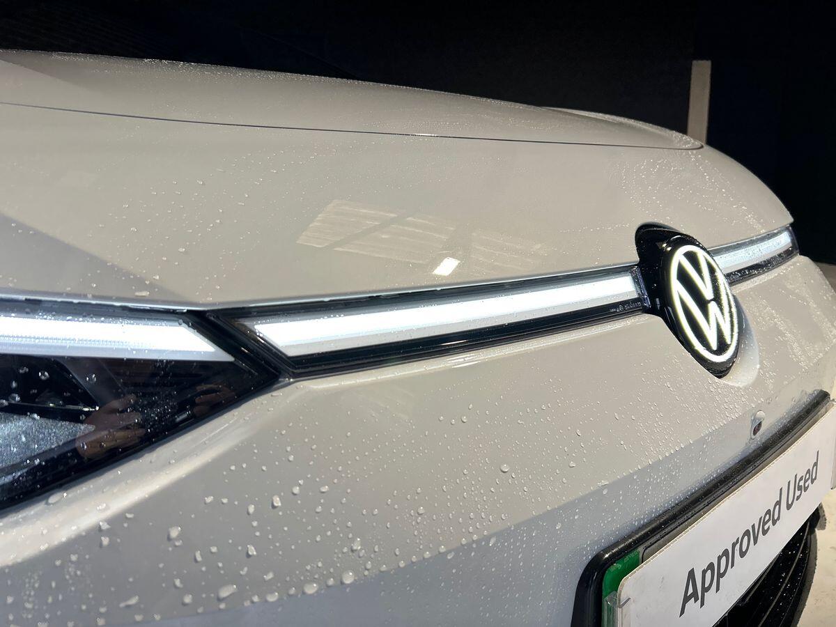 Volkswagen ID.7 Photo at-6044a7072b7f4f20aa1f410075b22ddb.jpg