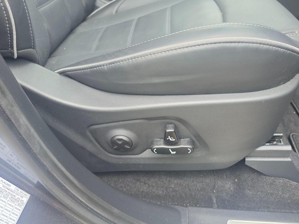 KGM Rexton Photo at-605c282ee0e847f0993333e7ee8bf120.jpg
