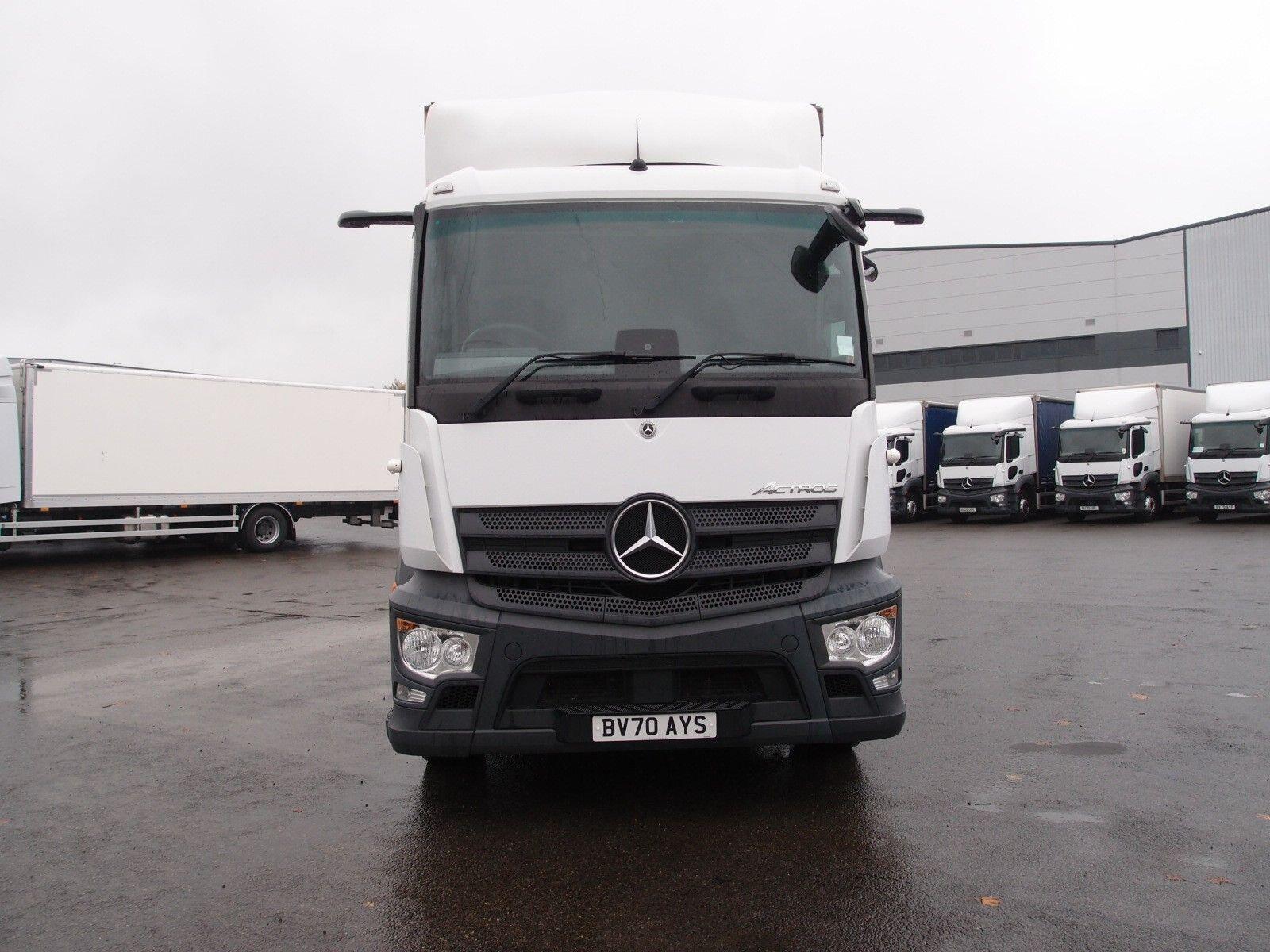 2020 MERCEDES Actros 5 1824L Curtainsider Tuckaway Tail-lift - vehicle photo 3 for sale on PureCar