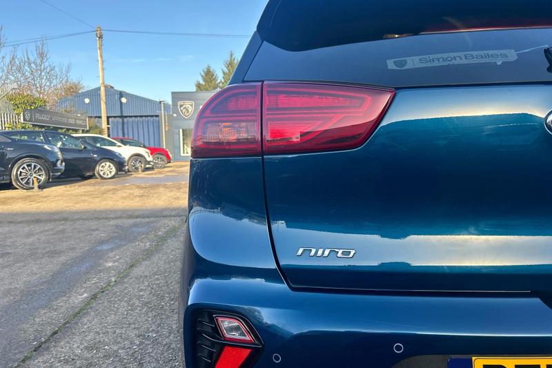 Used Kia Niro DE70EXM 12