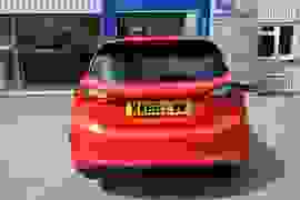 Ford Fiesta Photo 8