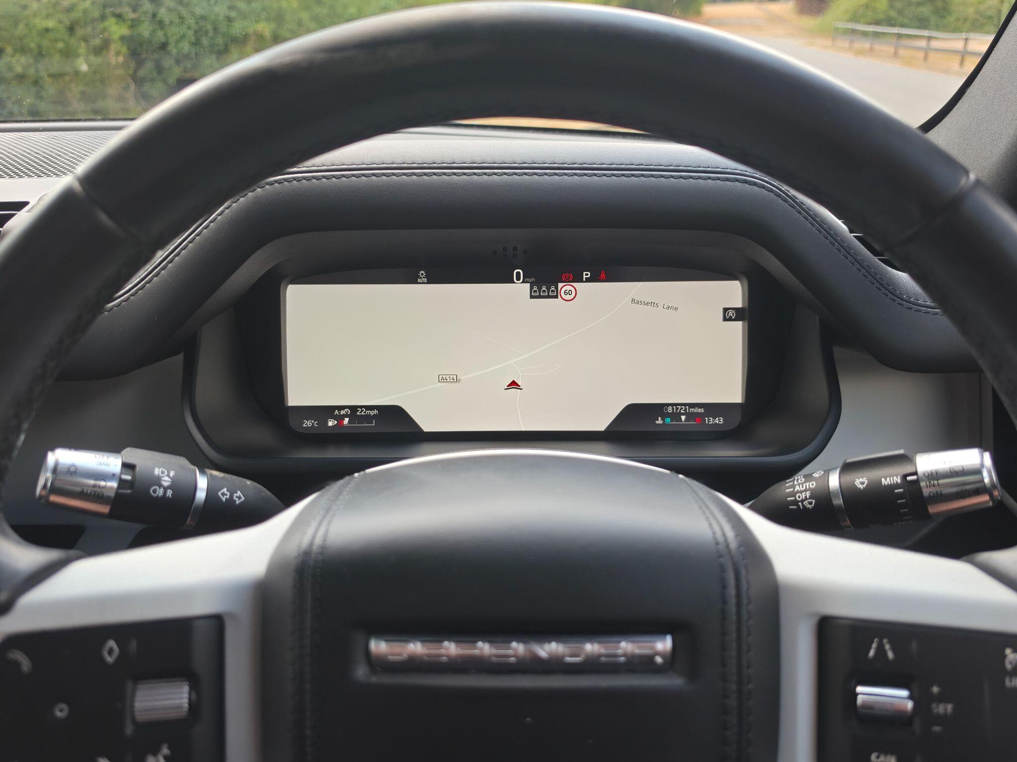 Land Rover Defender 90 2.0 P300 X-Dynamic SE SUV 3dr Petrol Auto 4WD Euro 6 (s/s) (300 ps) — photo 14