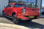 Isuzu D-MAX Photo 1