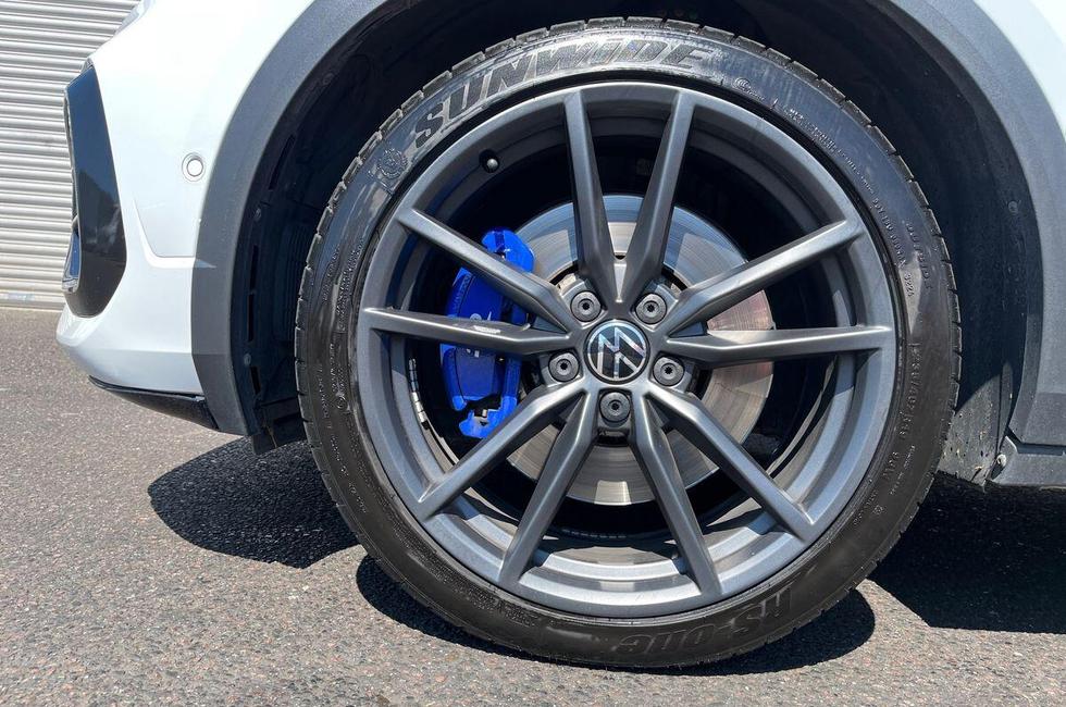 Volkswagen T-Roc Photo at-6128a28a2ada44899768c20fa0899f46.jpg