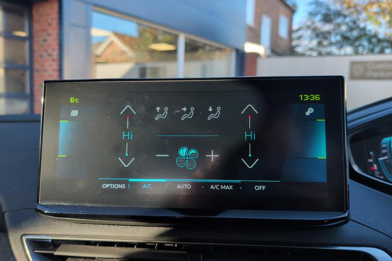 Used Peugeot 3008 LS72ZTG 26