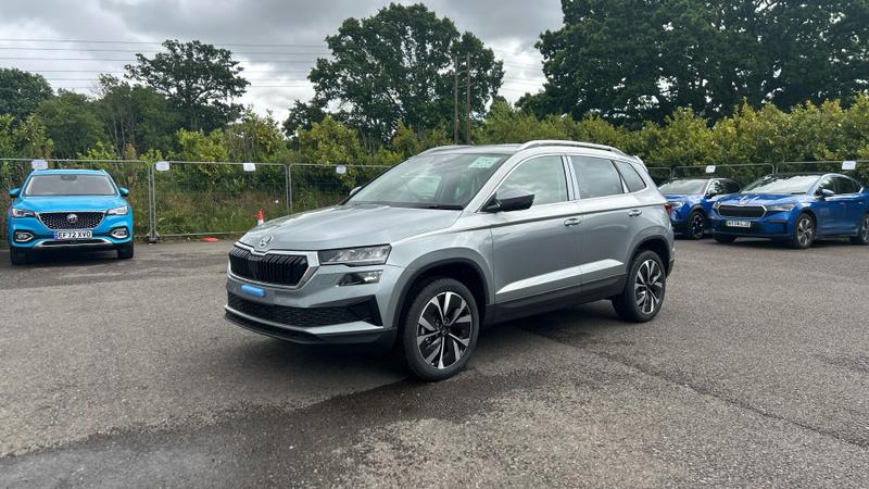 Skoda Karoq Photo at-6165f172058349e994fcc2ba7931a8a6.jpg
