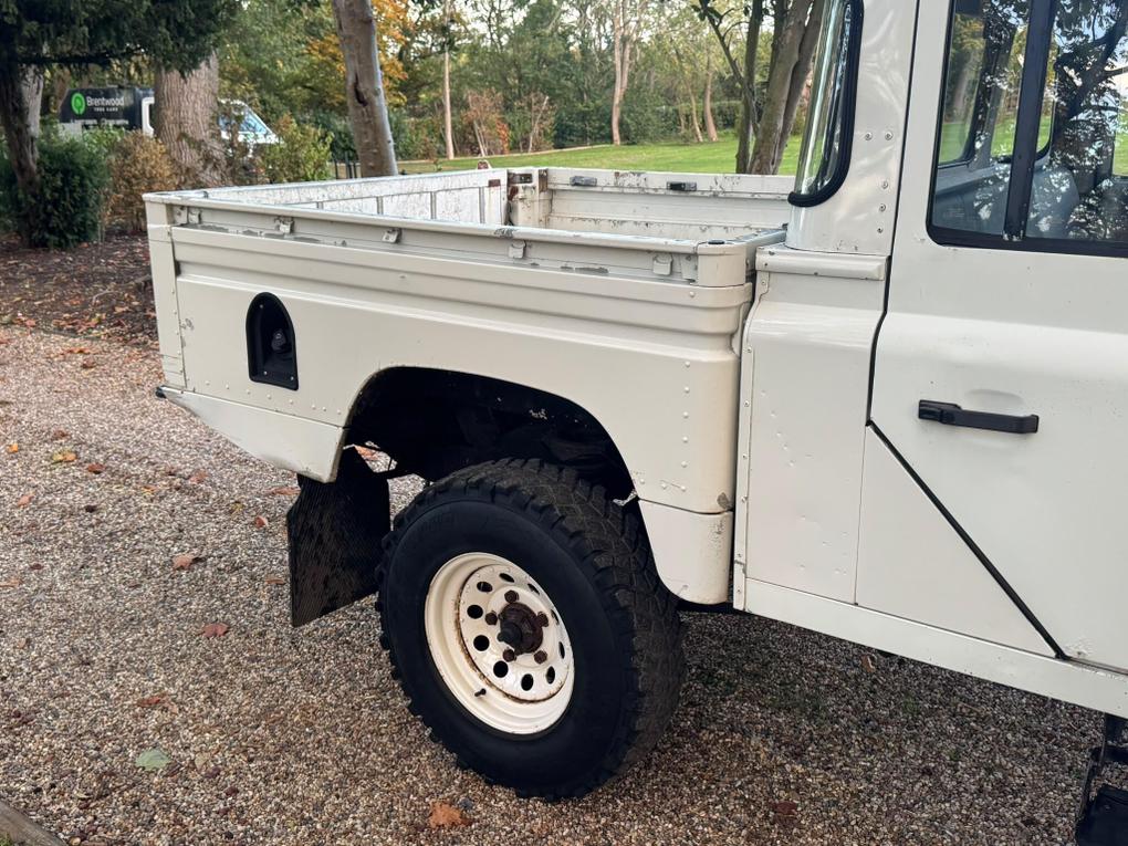 Used Land Rover Defender 130 SL53CYK 6