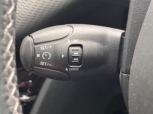 Used Peugeot 2008 BC68CTF 49