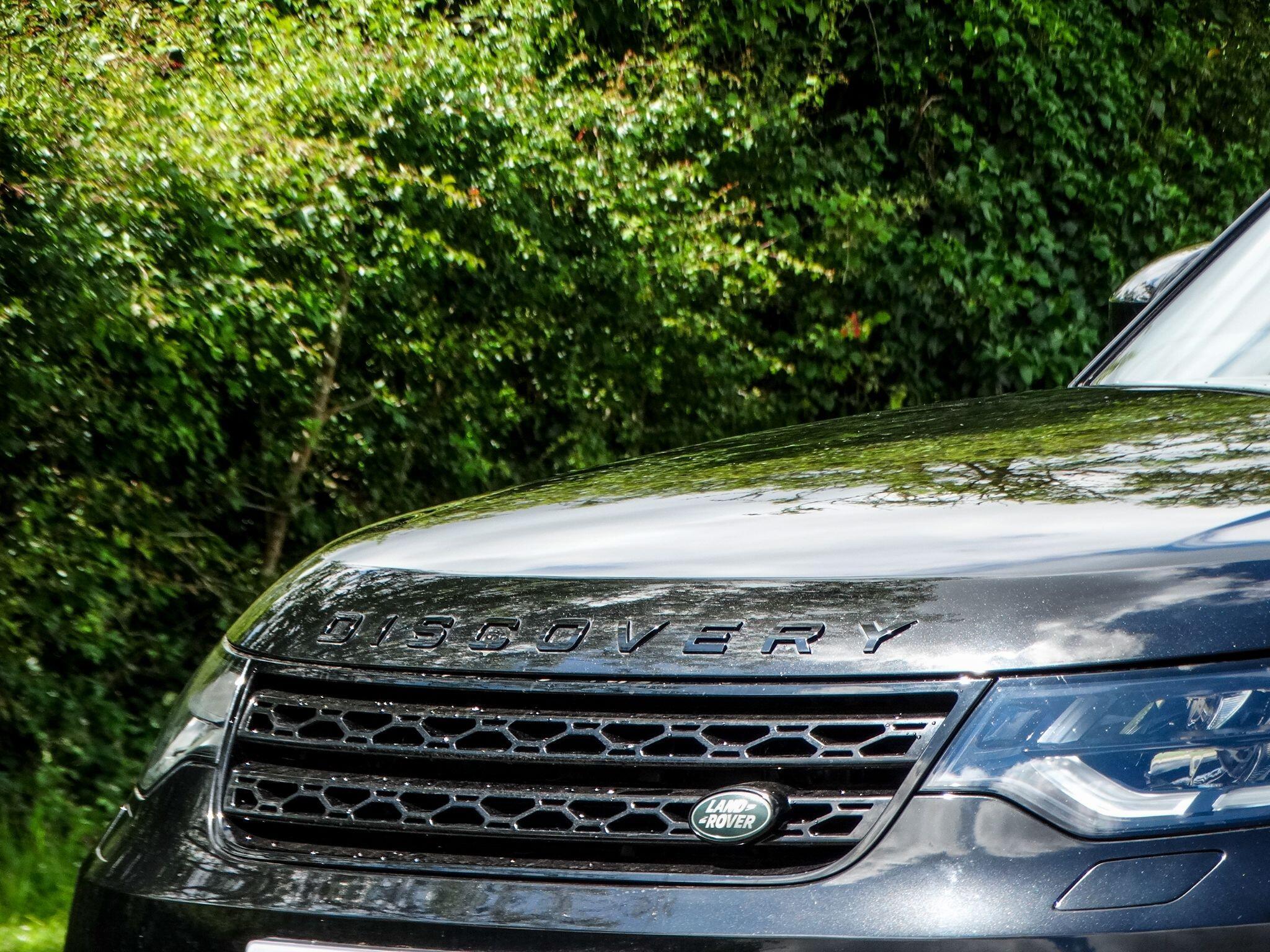 Land Rover Discovery 3.0 SD V6 HSE Auto 4WD Euro 6 (s/s) 5dr — photo 10