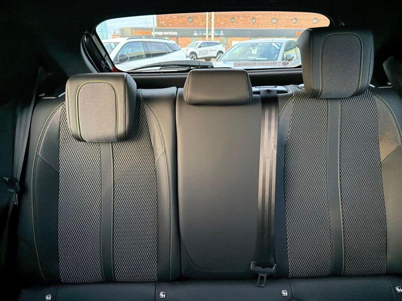 Used Peugeot 208 NV24HDO 29