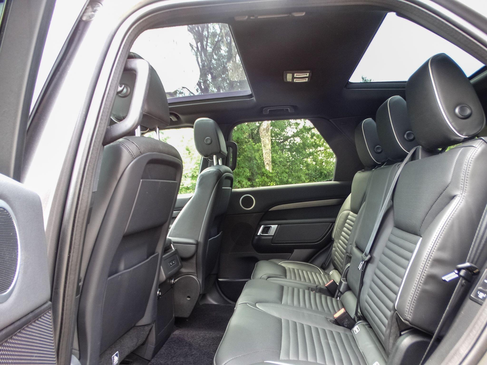 Land Rover Discovery 3.0 TD V6 HSE SUV 5dr Diesel Auto 4WD Euro 6 (s/s) (258 ps) — photo 13