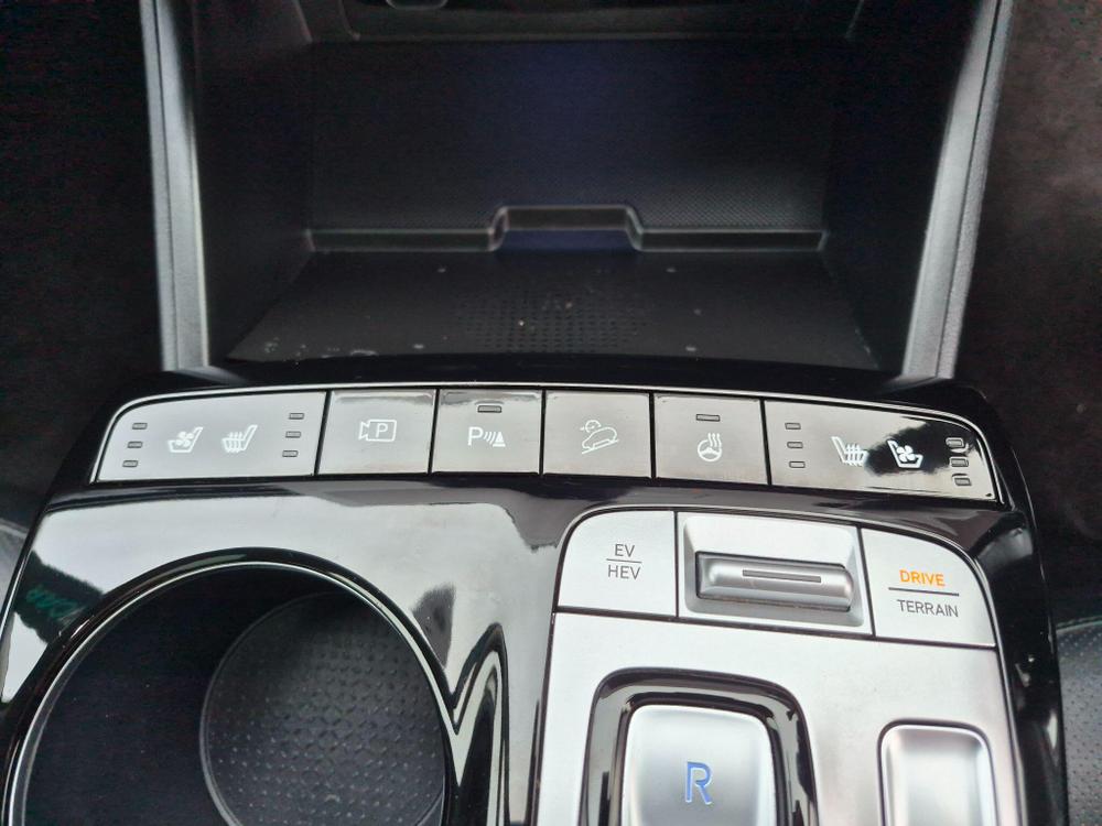 Hyundai TUCSON Photo at-61bd616fd0964fe2814e2026374b6ee8.jpg