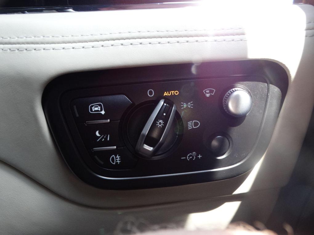 Used Bentley Bentayga Y123CTS 35
