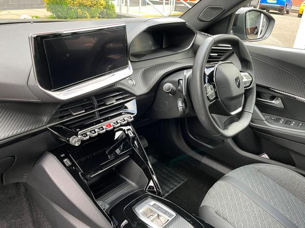 Used Peugeot 2008 BJ73UPP 57