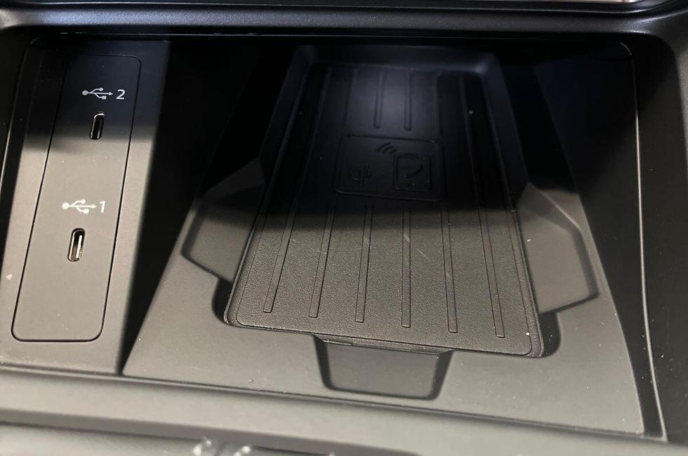 Audi Q3 Photo at-61ecfd5bf4474d06b4bbd0c739a2d3fa.jpg