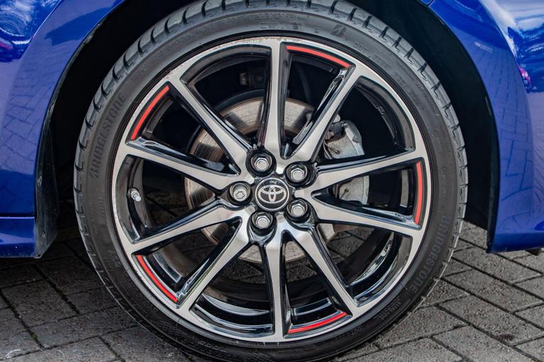 Used Toyota Yaris WU73OPO 17