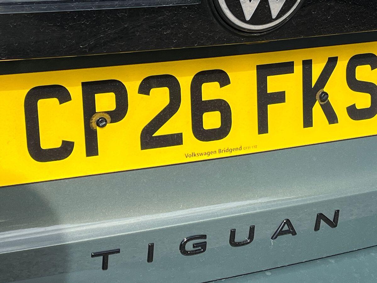 Volkswagen Tiguan Photo at-62887f8867424995b19cefc533852dea.jpg