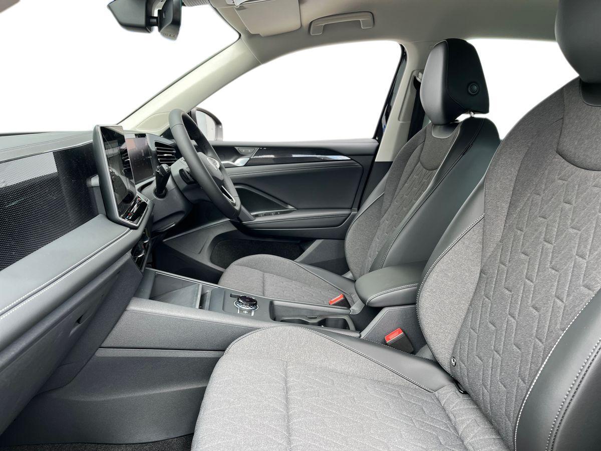 Volkswagen Tiguan Photo at-6299bce9de2d4b12a6cba0dd67d4b624.jpg
