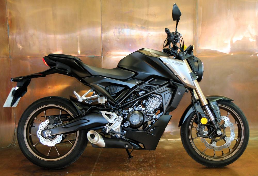 Honda CB125R Photo at-629a9ff77dc2483398191618112ebac5.jpg