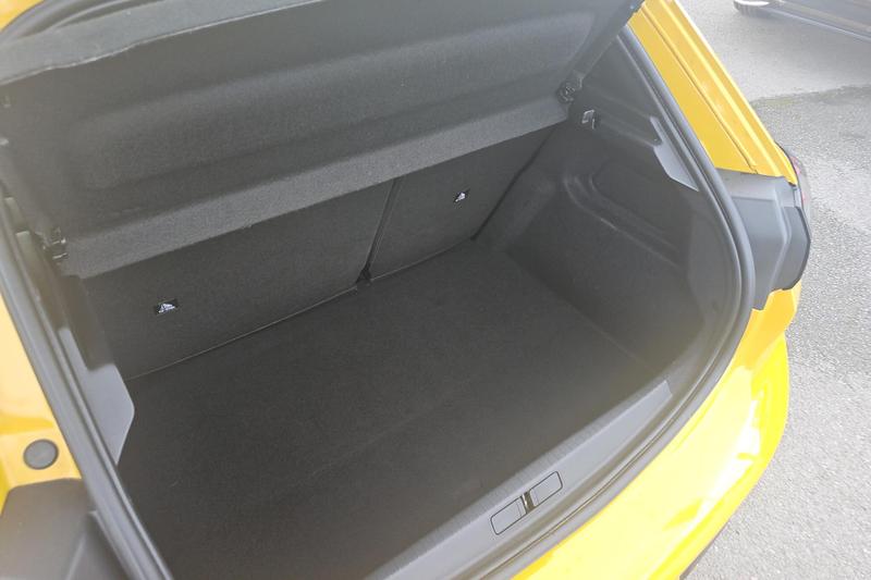 Used Peugeot 208 NV22HSX 12