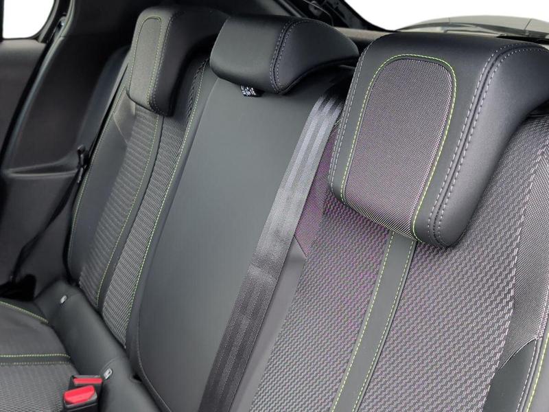 Used Peugeot 208 202601289492571 17