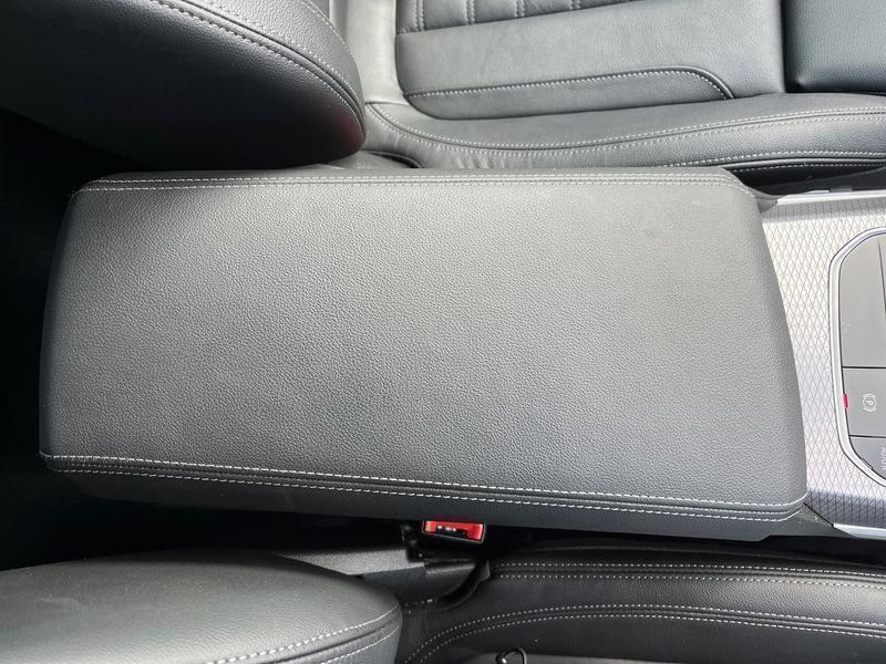 BMW 3 Series Photo 37