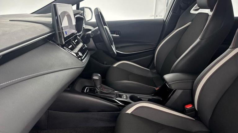 Used Toyota Corolla FD74MXM 18