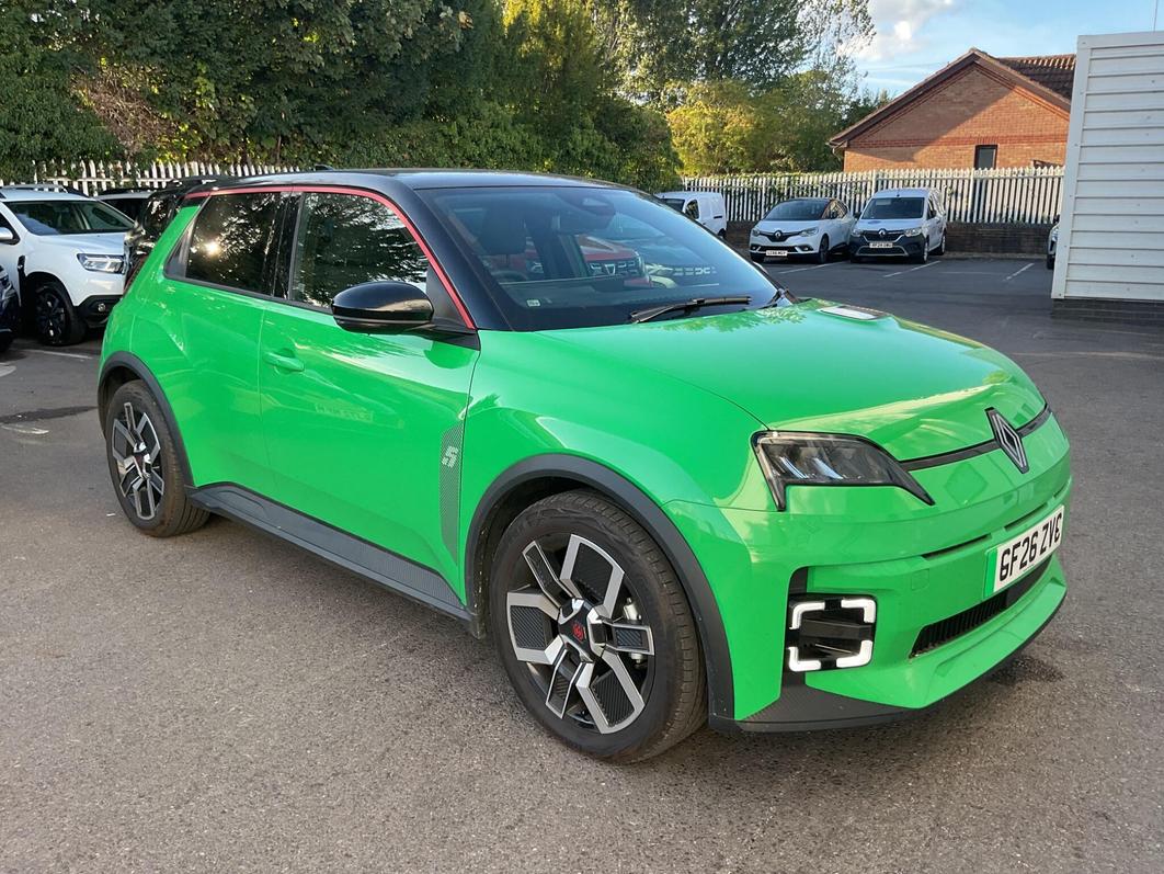 Renault 5 E-Tech comfort range 52kWh techno+ Auto 5dr