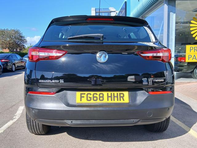 Used Vauxhall Grandland X FG68HHR 7